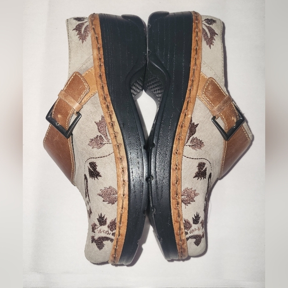 Klogs Austin Brown Tan Floral Clogs Mules Size 7W Non Slip Leather Upper - Picture 8 of 10